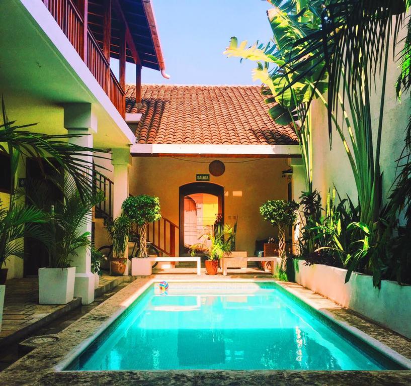 Hotel Azul Leon Luaran gambar